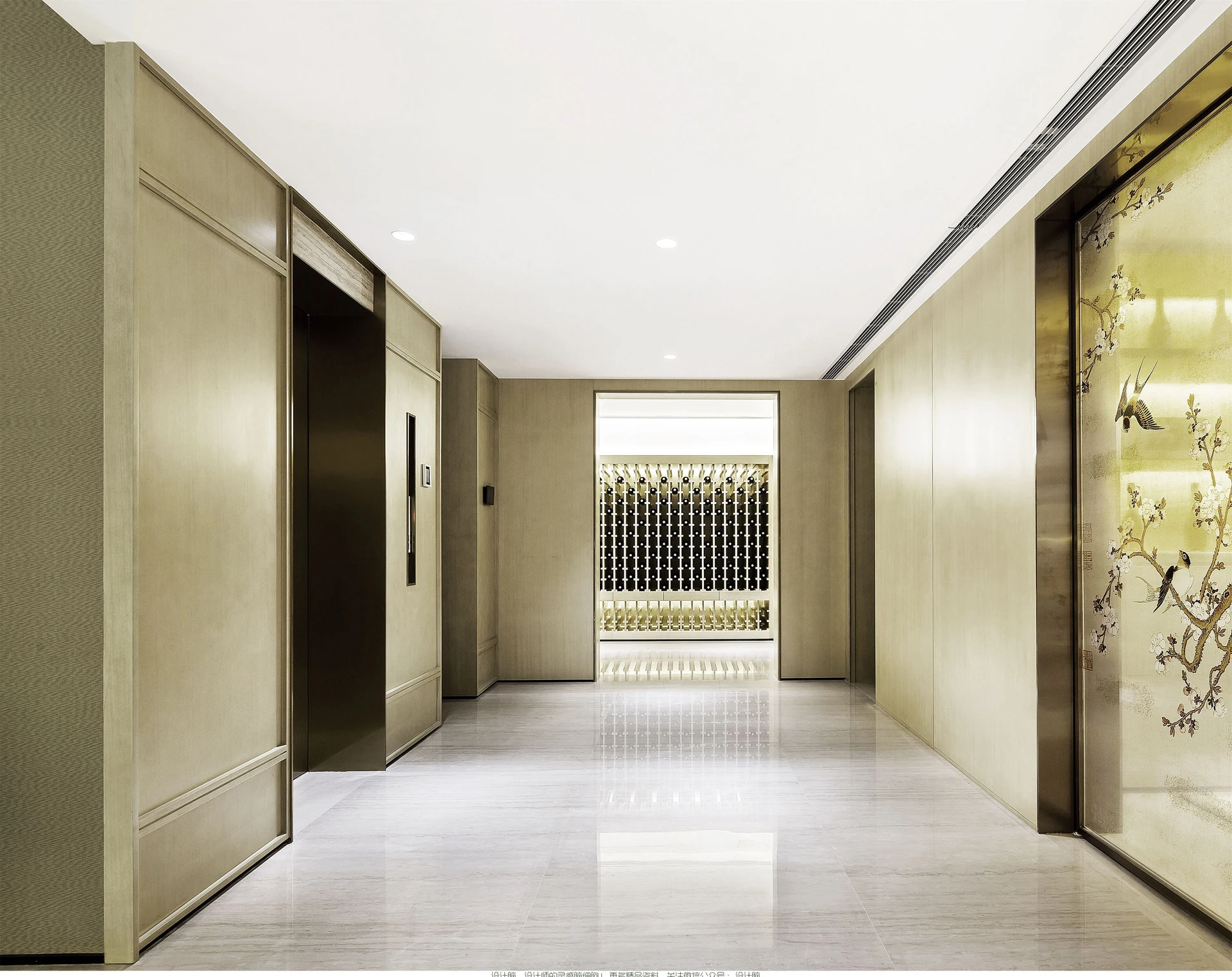 First Impressions, Built In — American-style cabinetry by Vamaylo