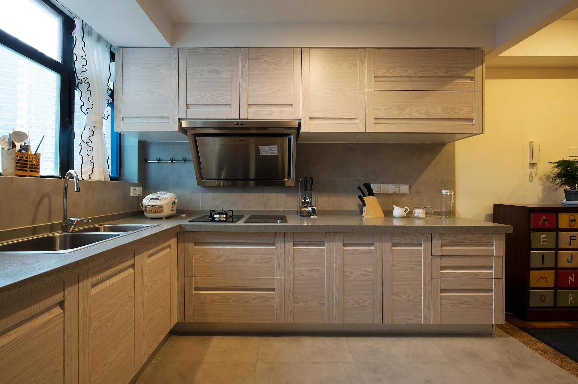 Kitchens Built Around the Way You Cook design idea 12 — Vamaylo